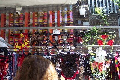 Puesto en el mercadillo de Portobello (Notting Hill)
