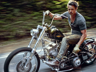 https___s3.amazonaws.com_arc-wordpress-client-uploads_infobae-wp_wp-content_uploads_2016_09_22135054_brad-pitt-moto.jpg